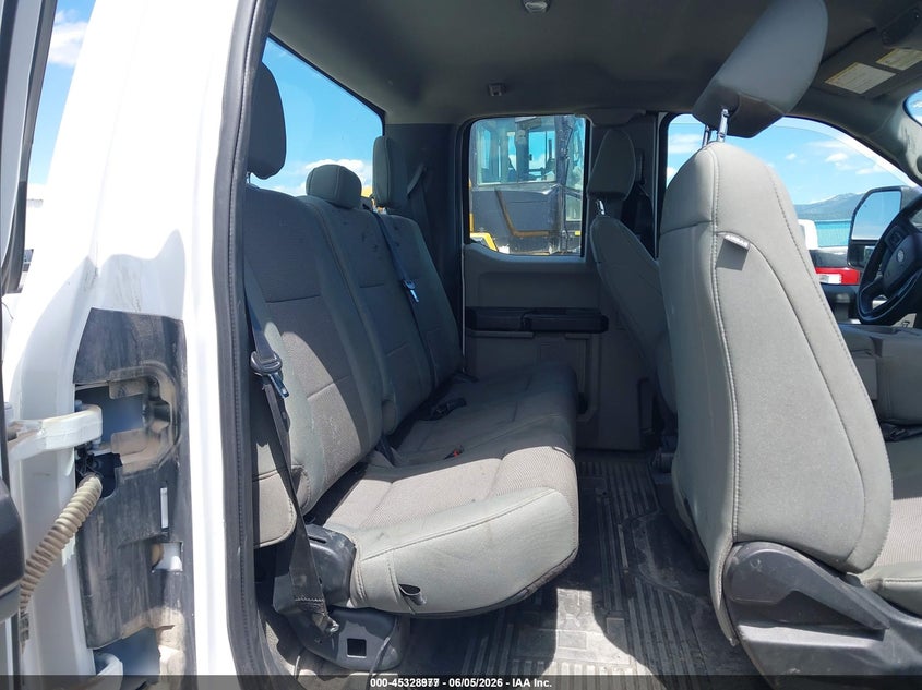 2021 FORD F-250 auction photo 8