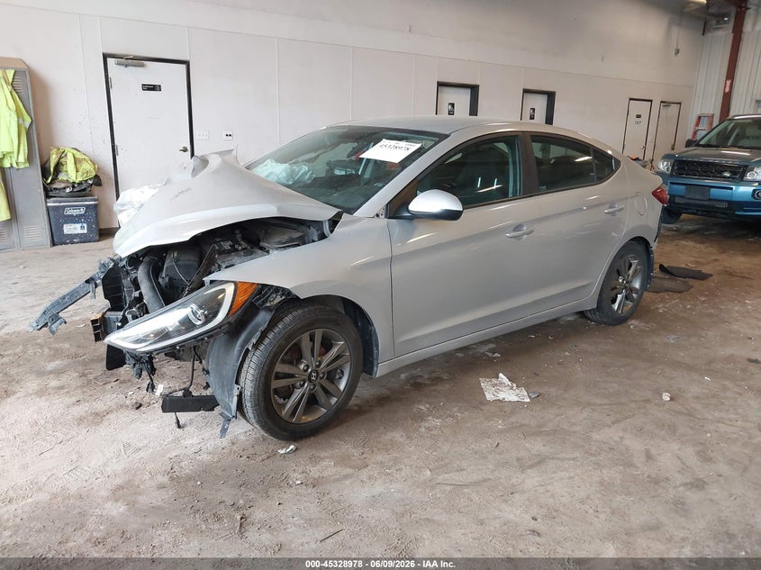 2018 HYUNDAI ELANTRA auction photo 2