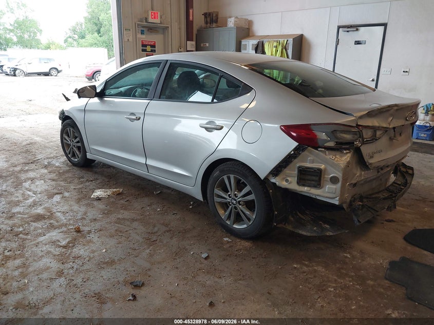 2018 HYUNDAI ELANTRA auction photo 3