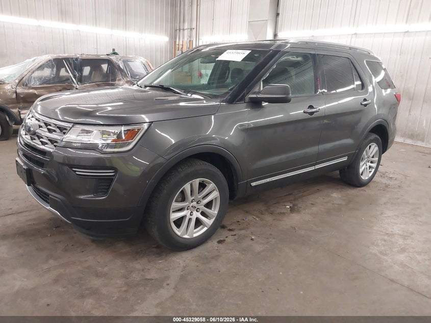 Vin: 1fm5k8dh9jgb56248, lot: 45826991, ford explorer xlt 20182