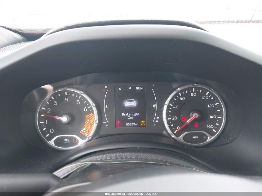 2020 JEEP RENEGADE auction photo 7