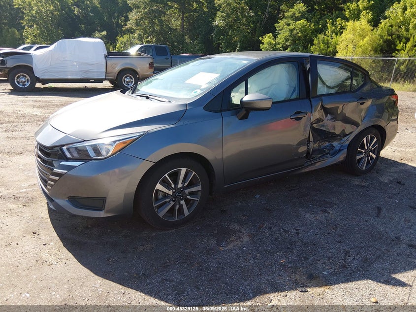 2023 NISSAN VERSA auction photo 2