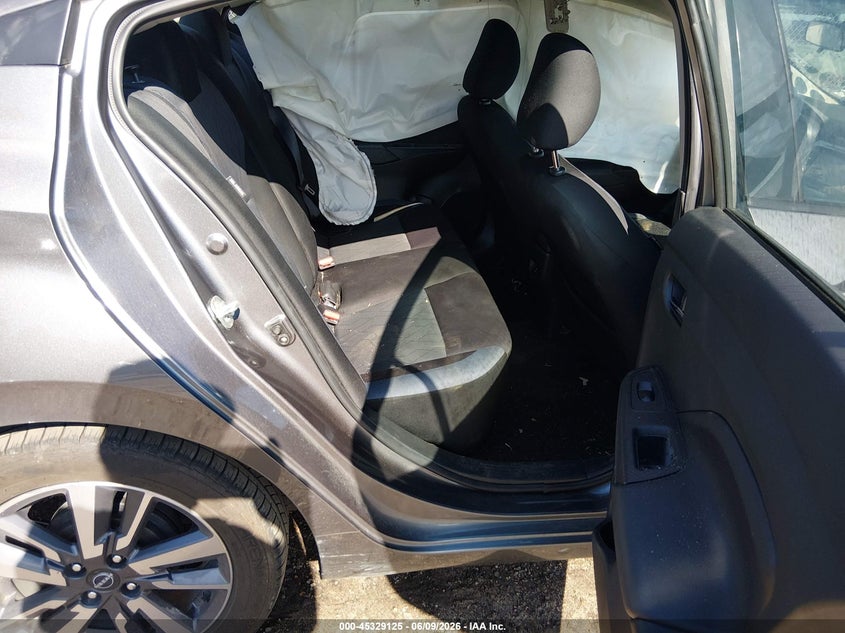 2023 NISSAN VERSA auction photo 8