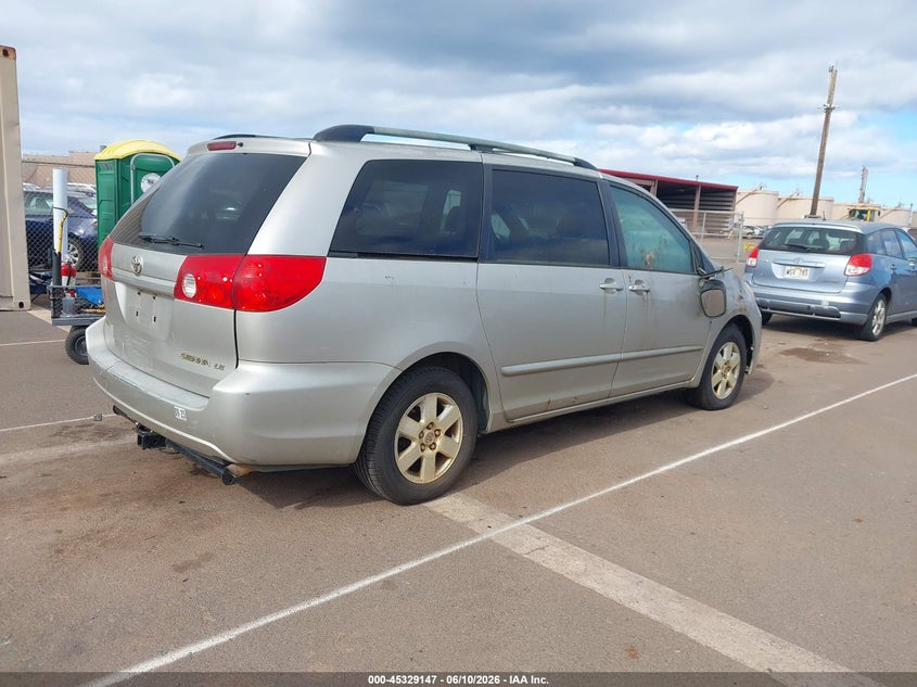 2006 TOYOTA SIENNA auction photo 4