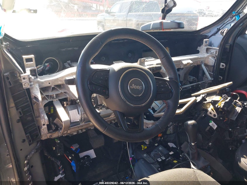 AtlanticExpress - Jeep Renegade