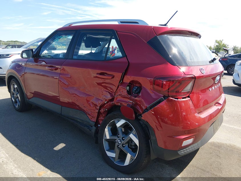 2025 HYUNDAI VENUE auction photo 3