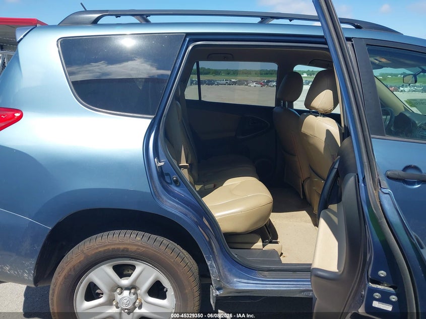 AtlanticExpress - Toyota RAV4