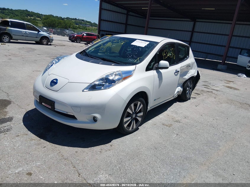 1N4AZ0CP0FC328826 2015 NISSAN LEAF SV photo 1