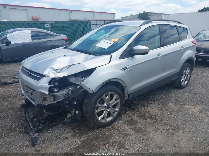 2014 FORD ESCAPE auction photo 2
