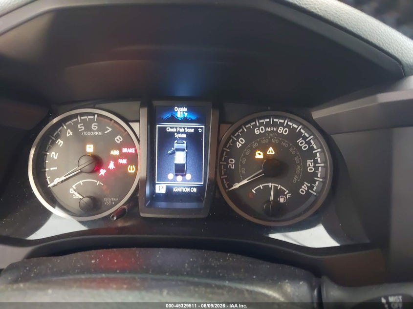 2017 TOYOTA TACOMA auction photo 7