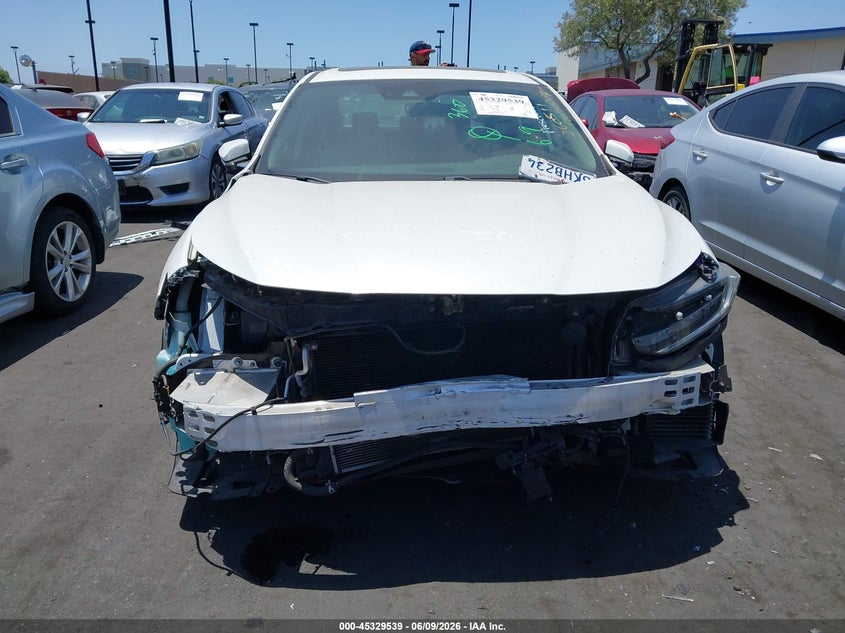 2019 Honda Insight Touring VIN: 19XZE4F98KE032579 Lot: 45329539