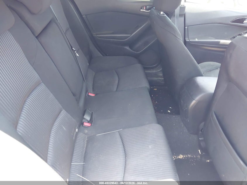 2014 Mazda Mazda3 I Touring VIN: JM1BM1L79E1168717 Lot: 45329543