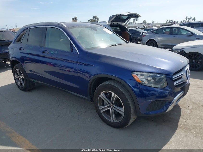 Vin: wdc0g4jb4jv062843, lot: 45827607, mercedes-benz glc 300 2018 img_1