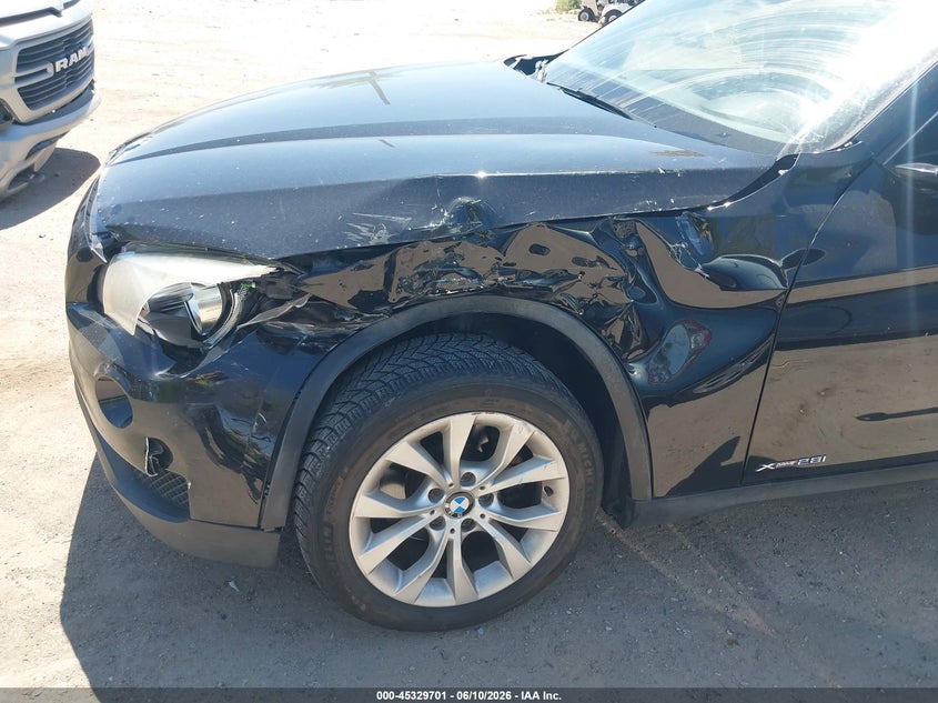 2013 BMW X1 xDrive28I VIN: WBAVL1C5XDVR87125 Lot: 45329701