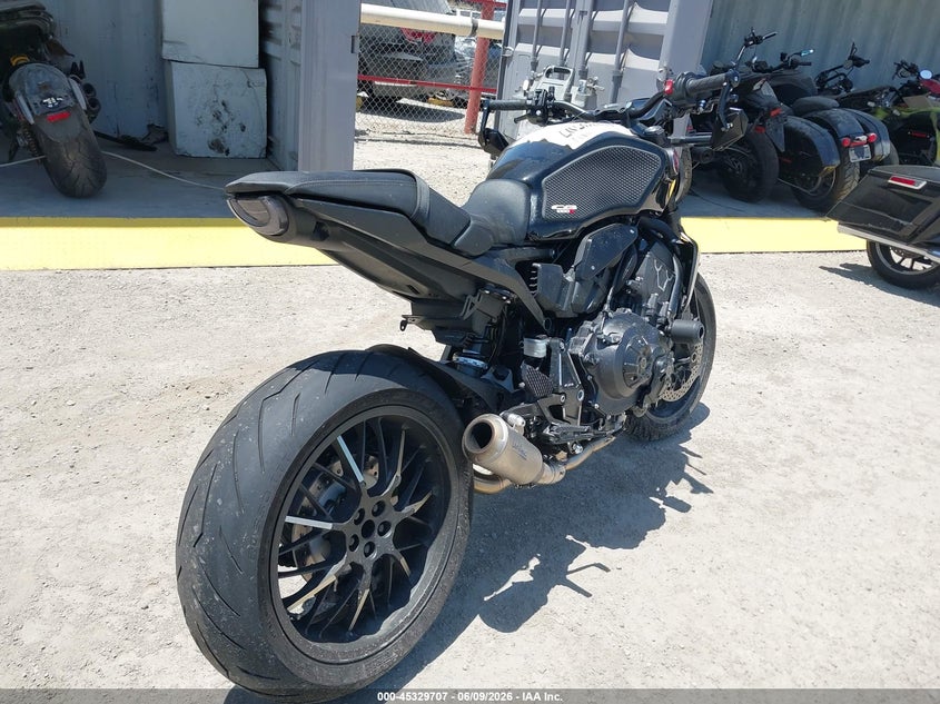HONDA CB1000 2024