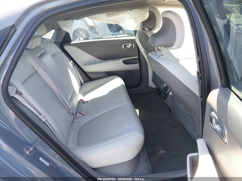 2023 Hyundai Ioniq 6 Sel VIN: KMHM34AA1PA033693 Lot: 45329785