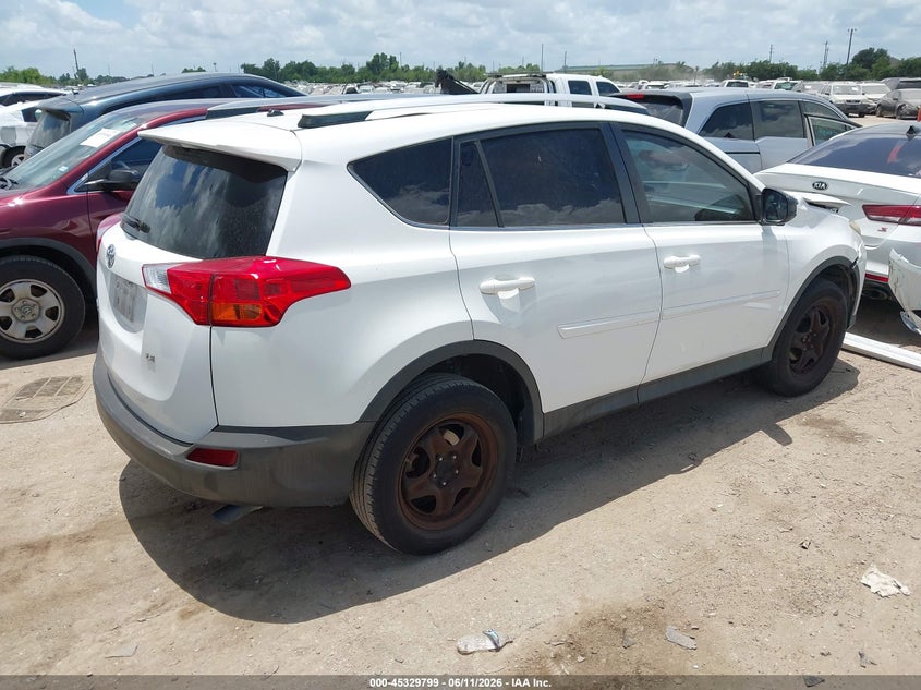 2015 TOYOTA RAV4 auction photo 4