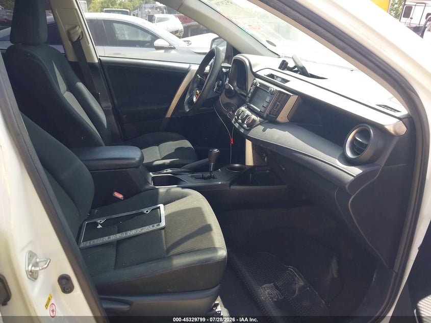 2015 TOYOTA RAV4 auction photo 5