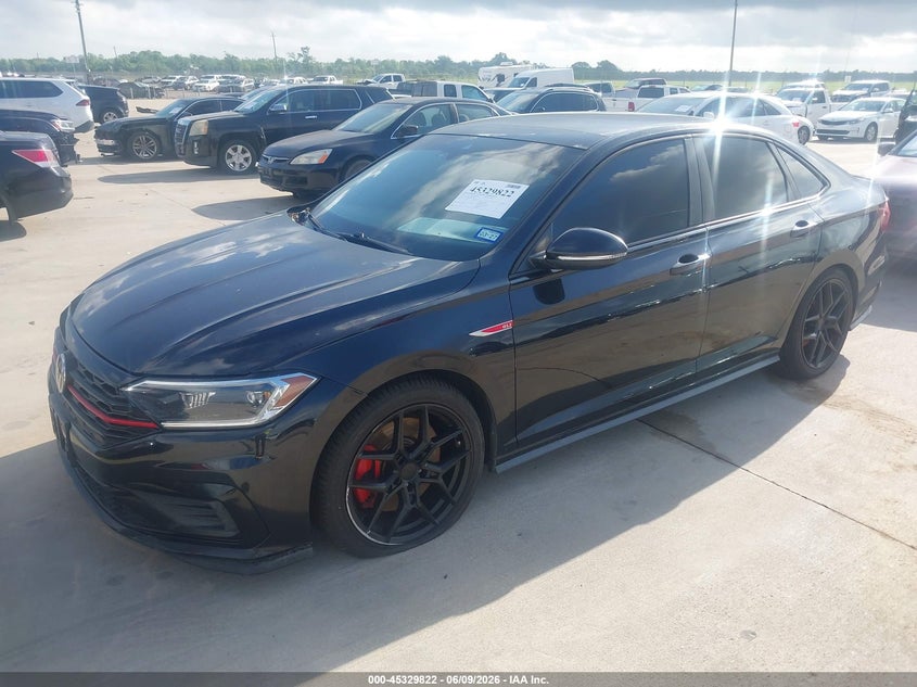 2021 VOLKSWAGEN JETTA GLI auction photo 2