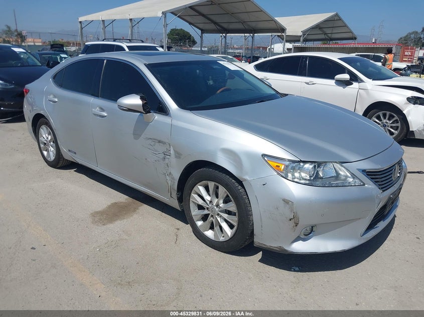 Vin: jthbw1gg7f2093191, lot: 45827764, lexus es 300h 2015 img_1