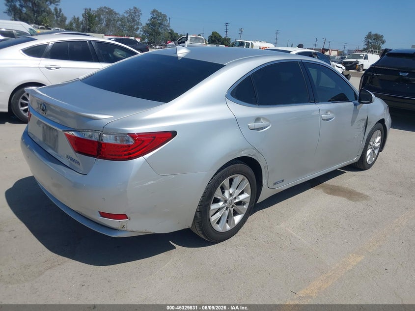 Vin: jthbw1gg7f2093191, lot: 45827764, lexus es 300h 20154