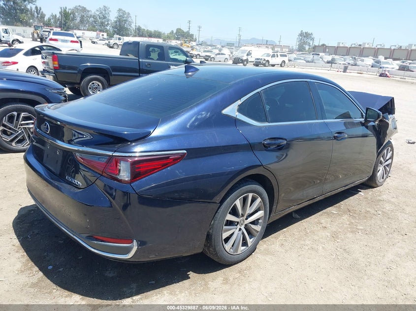 Vin: 58aca1c12mu001349, lot: 45827820, lexus es 300h 20214