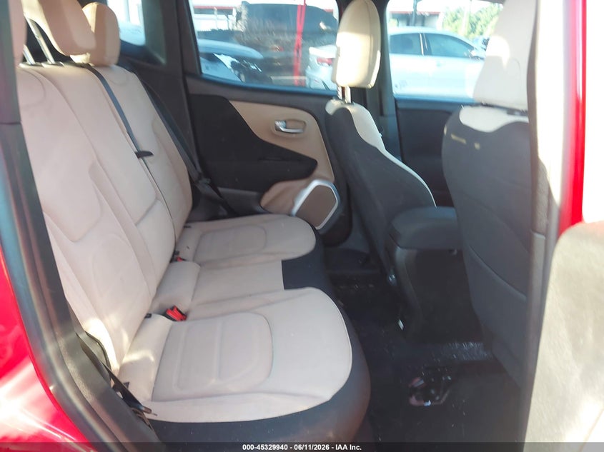 2018 JEEP RENEGADE auction photo 8