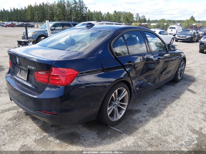 Vin: wba3a5c5xcf341807, lot: 45827882, bmw 328i 20124