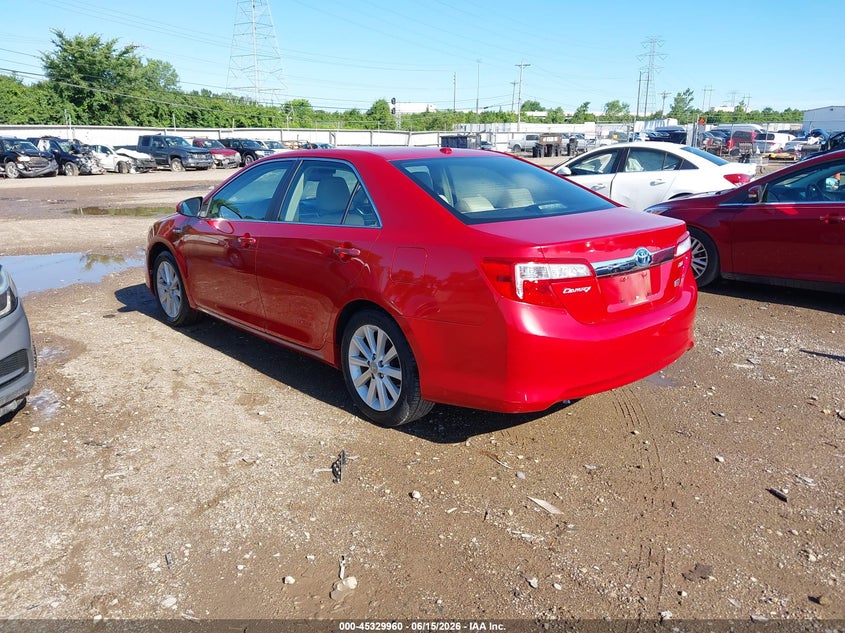 AtlanticExpress - Toyota Camry Hybrid