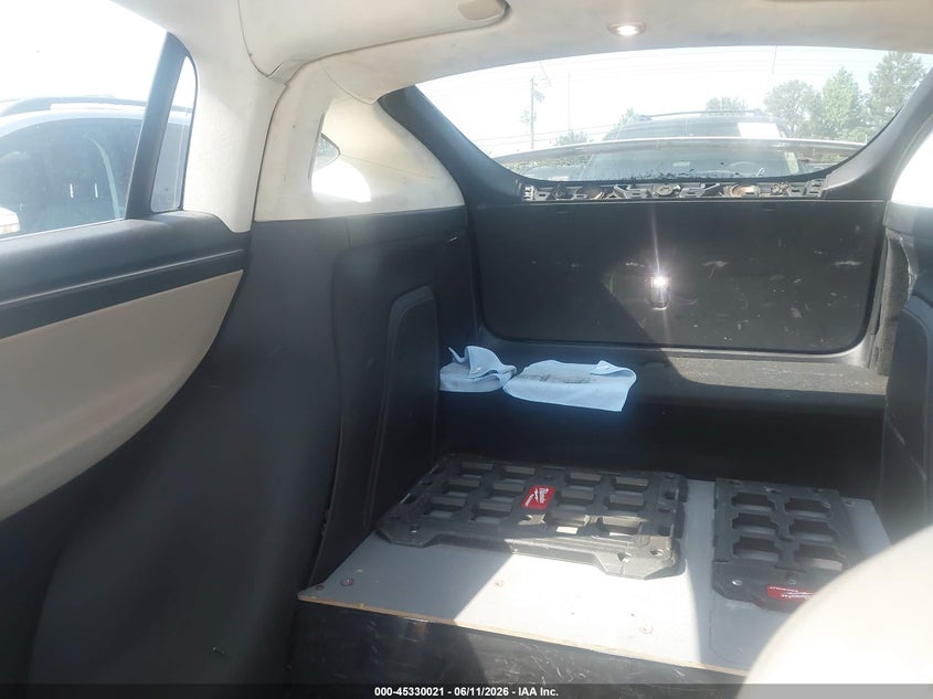 2016 Tesla Model X VIN: 5YJXCBE2XGF003494 Lot: 45330021
