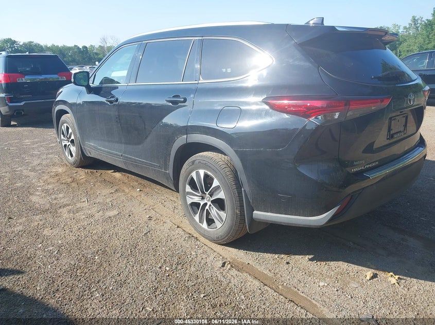 2020 TOYOTA HIGHLANDER auction photo 3