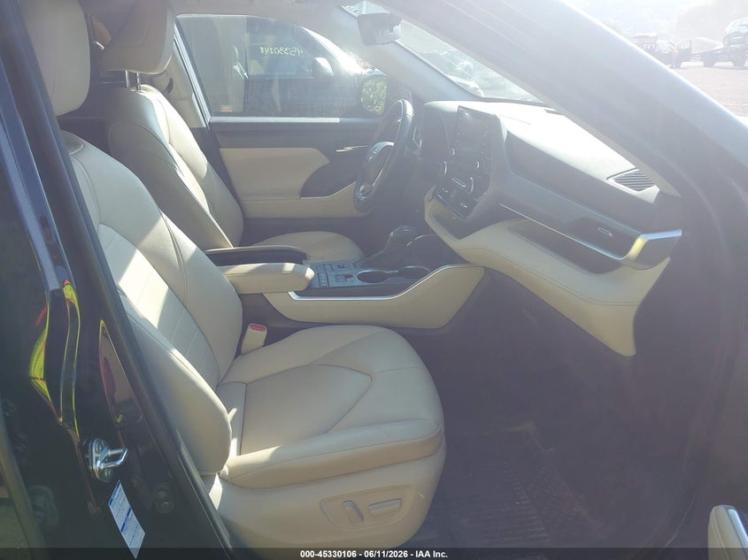 2020 TOYOTA HIGHLANDER auction photo 5