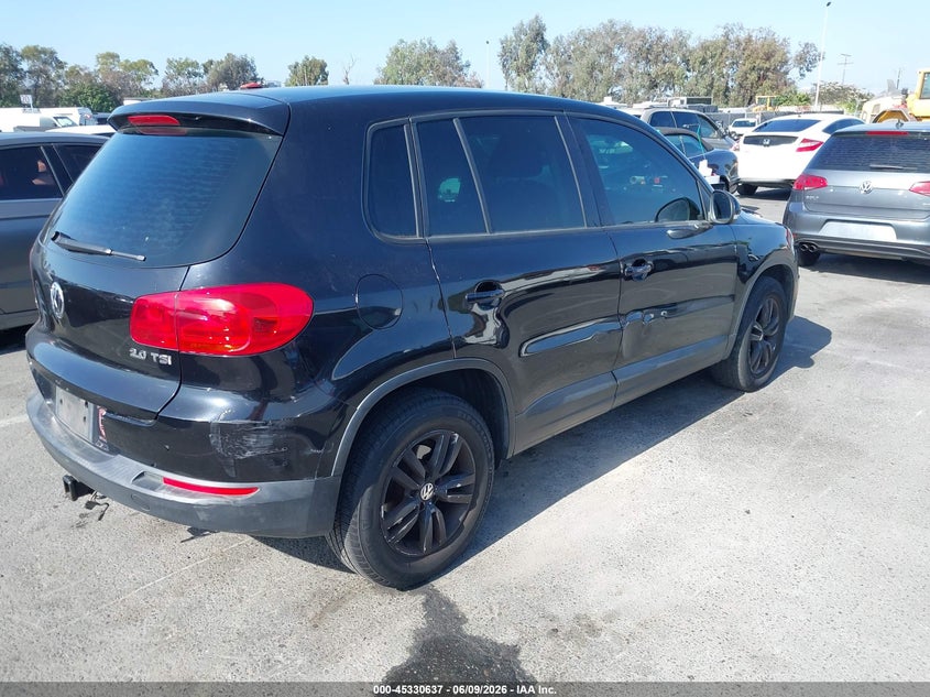 2012 VOLKSWAGEN TIGUAN auction photo 4
