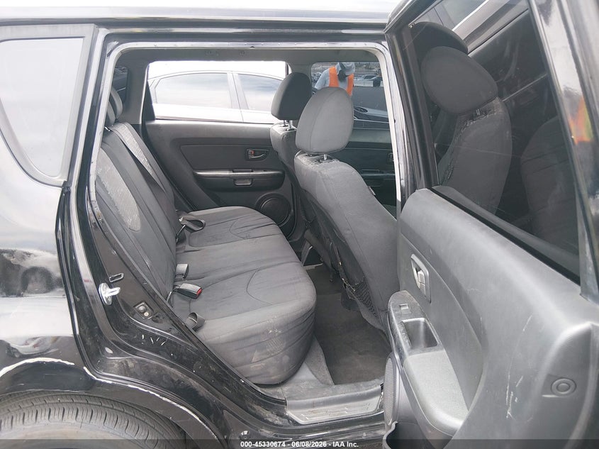 2011 KIA SOUL auction photo 8