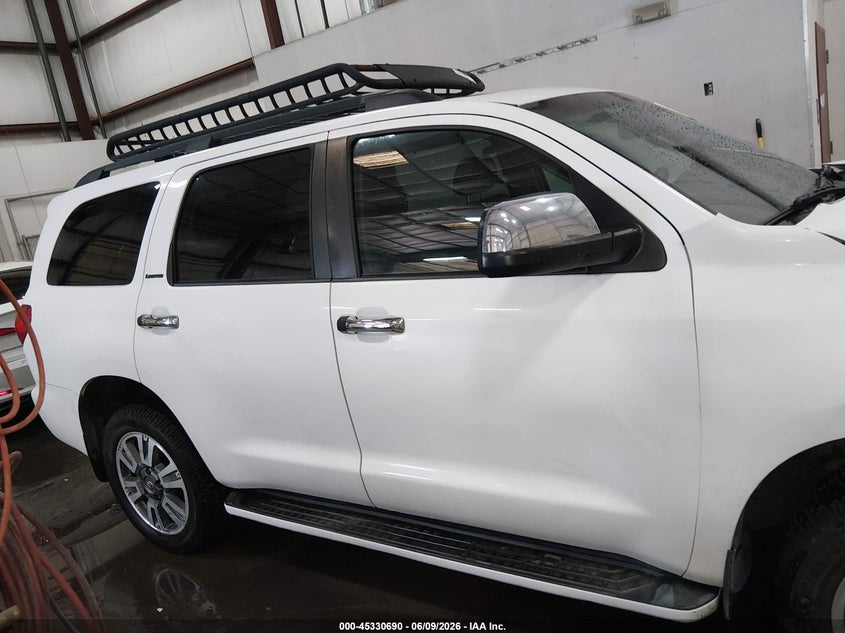 2008 Toyota Sequoia Limited 5.7L V8 VIN: 5TDBY68A18S012328 Lot: 45330690