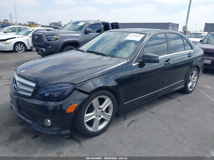 2010 MERCEDES-BENZ C 300 auction photo 2