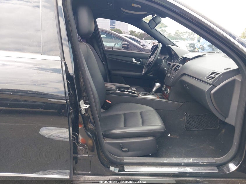 2010 MERCEDES-BENZ C 300 auction photo 5