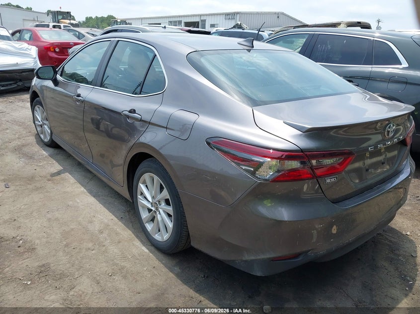 2024 TOYOTA CAMRY auction photo 3