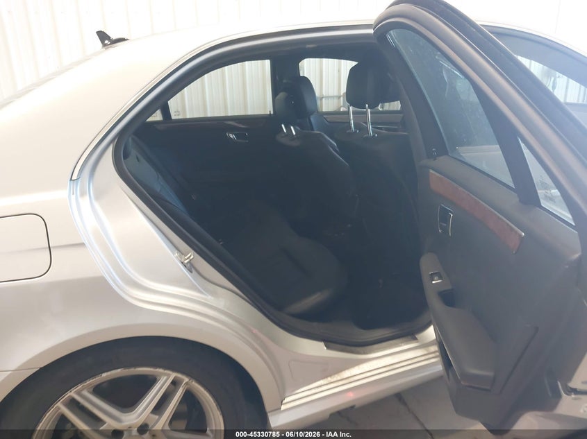 2011 MERCEDES-BENZ E 550 auction photo 8