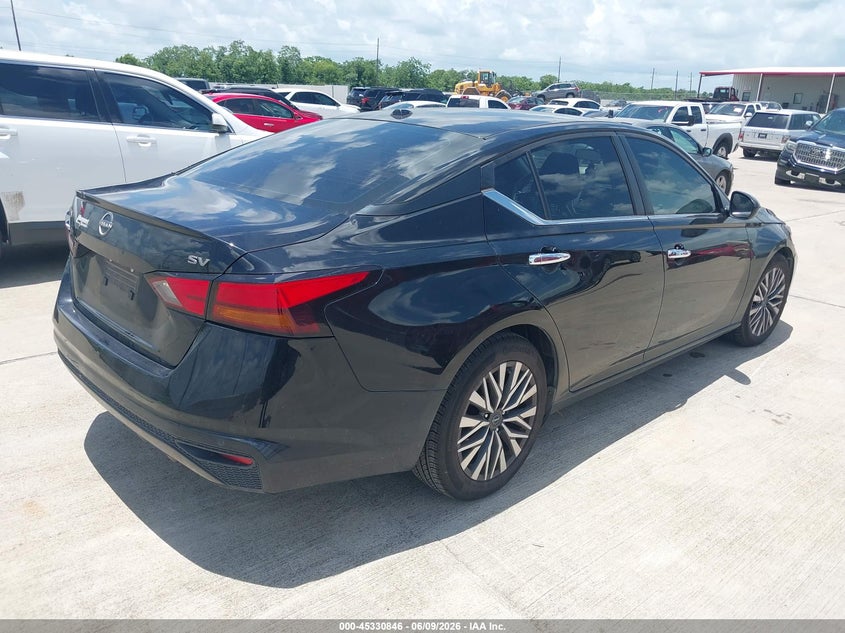 Vin: 1n4bl4dv9pn315413, lot: 45828784, nissan altima sv fwd 20234
