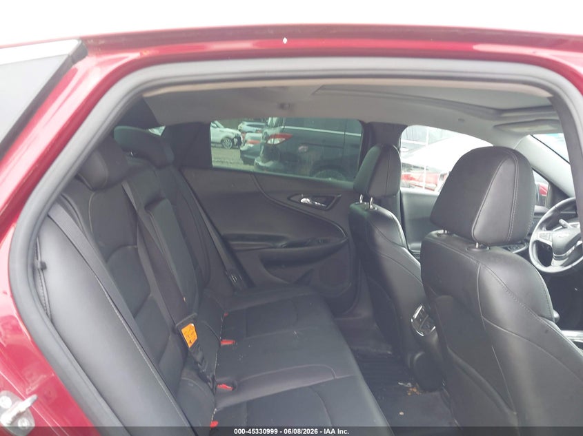 2017 CHEVROLET MALIBU auction photo 8