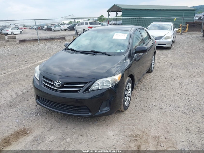 Vin: 2t1bu4ee4dc023883, lot: 45829069, toyota corolla le 20132