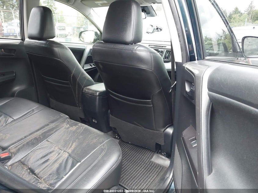 2017 TOYOTA RAV4 LE — Photo 8