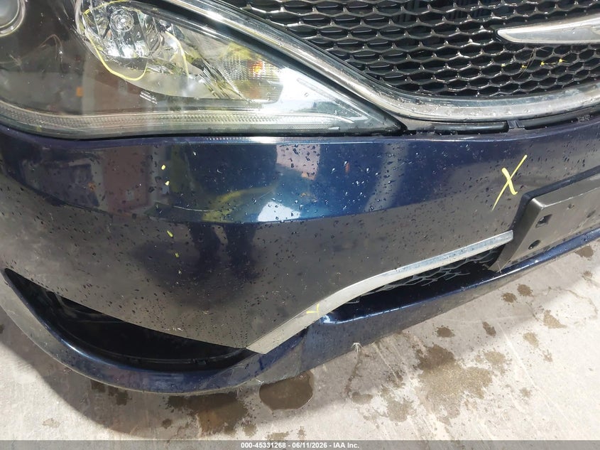2017 CHRYSLER PACIFICA auction photo 6
