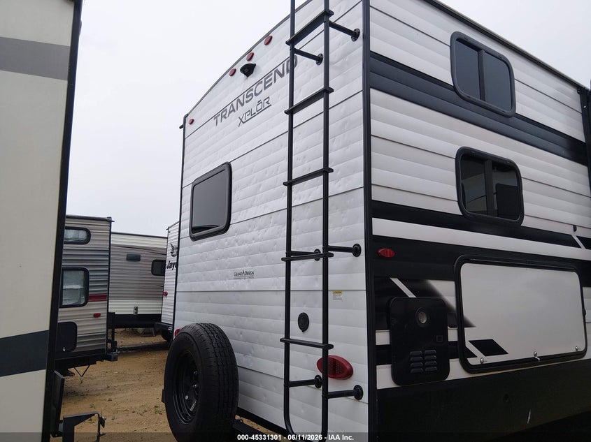 2024 GRAND DESIGN TRANSCEND auction photo 6
