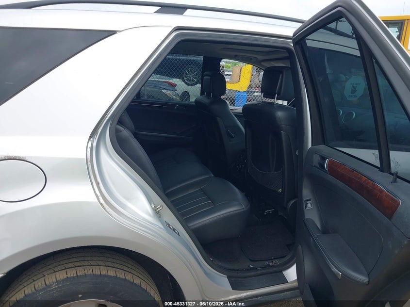 2006 Mercedes-Benz Ml 500 4Matic VIN: 4JGBB75E56A017133 Lot: 45331327