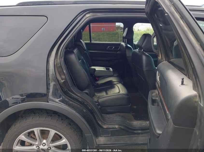 2016 FORD EXPLORER auction photo 8
