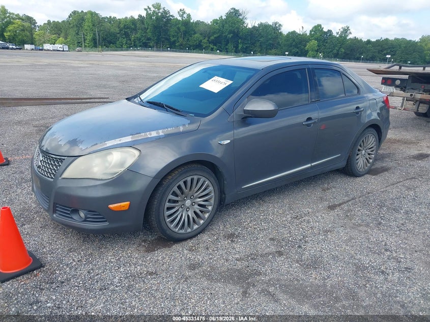2010 SUZUKI KIZASHI SEDAN 2.4L I-4 DOHC, VVT, 180HP