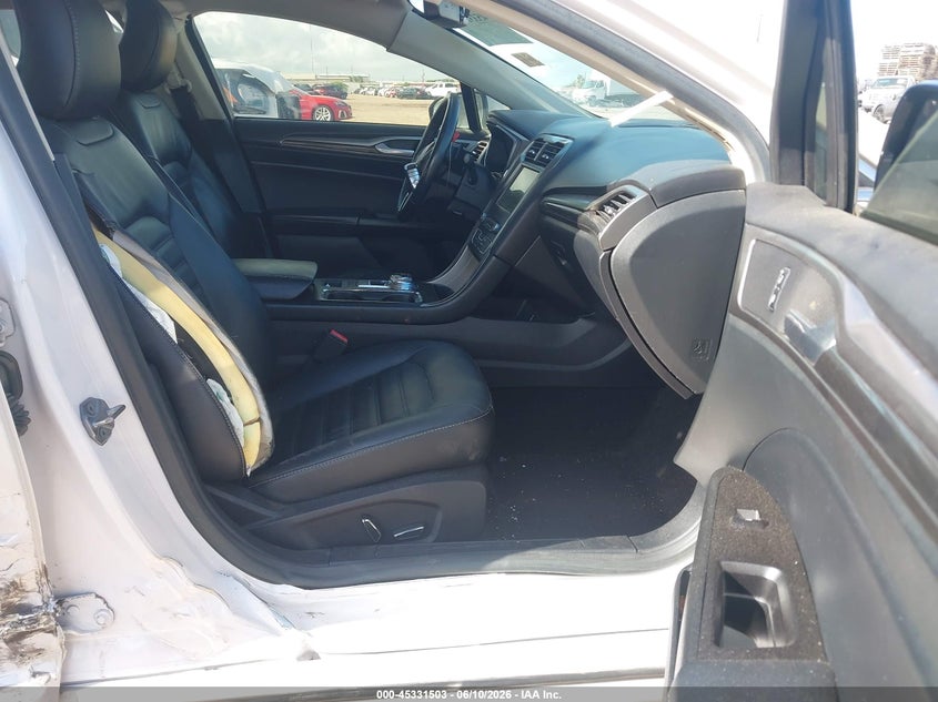 2017 FORD FUSION auction photo 5