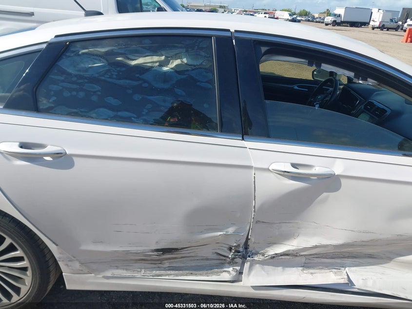 2017 FORD FUSION auction photo 6